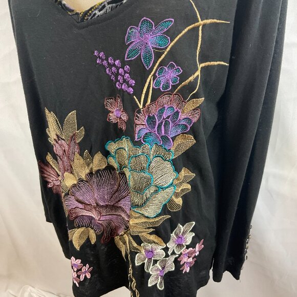 Aratta Silent Gourney Top XL Black Embroidered Purple Green Blue Floral - Picture 6 of 13